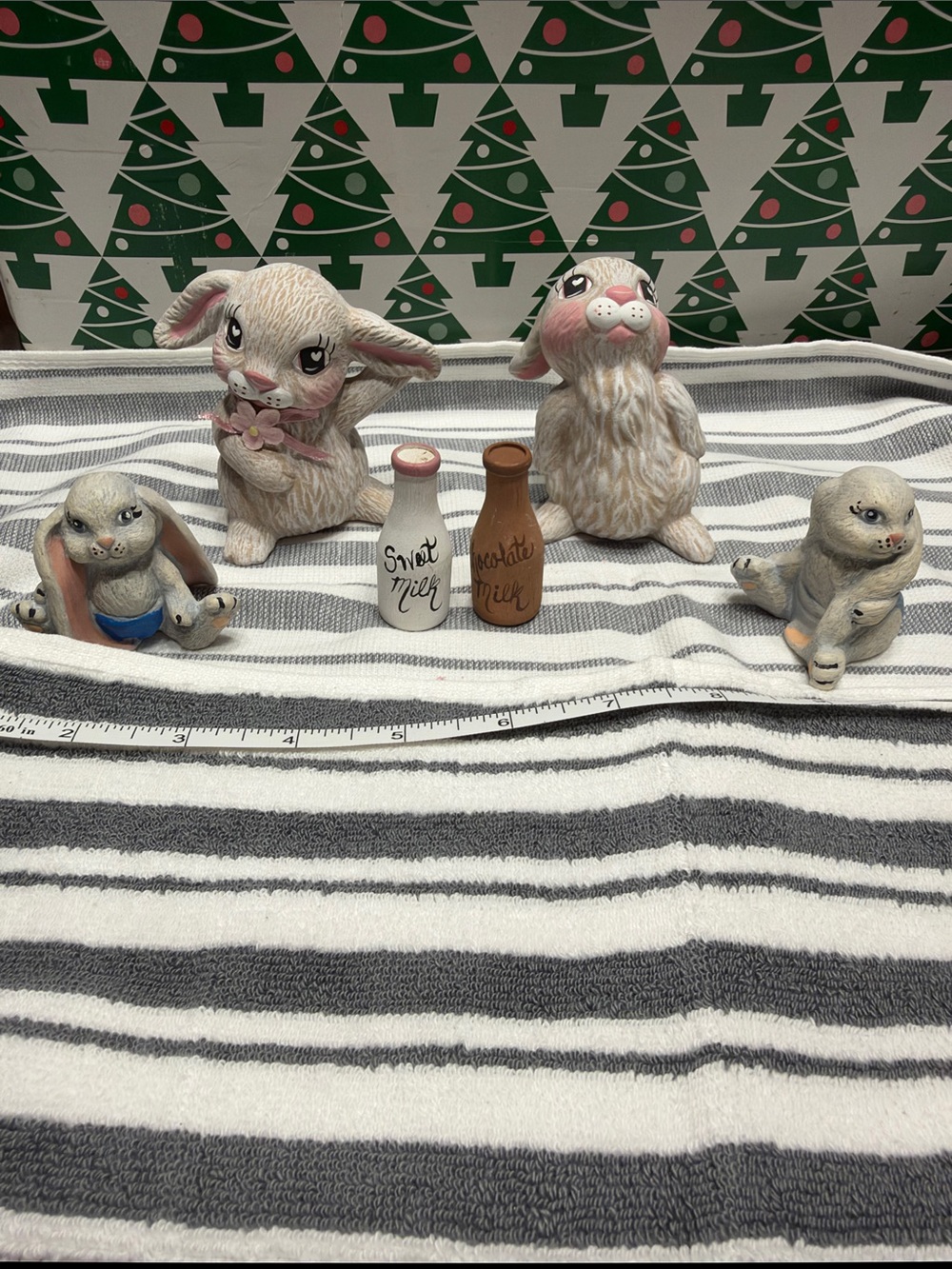 Decorative Ceramic Bunny Figurine Set - White & Pink